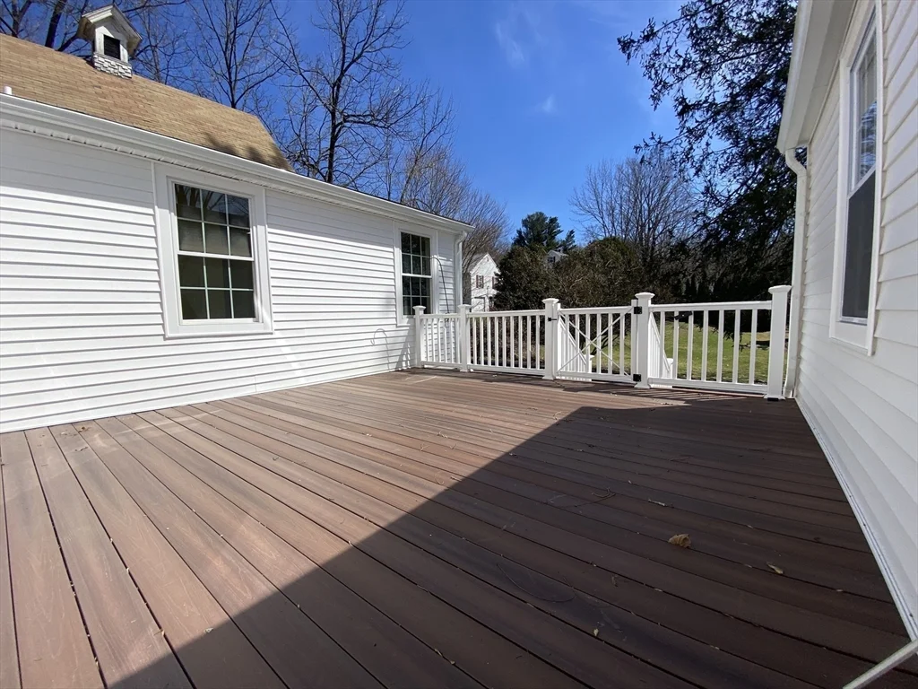 74 Moore Ave, Warren