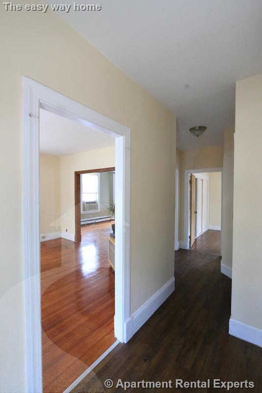 1102 Broadway, Teele Square