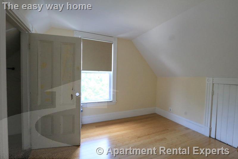 1102 Broadway, Teele Square