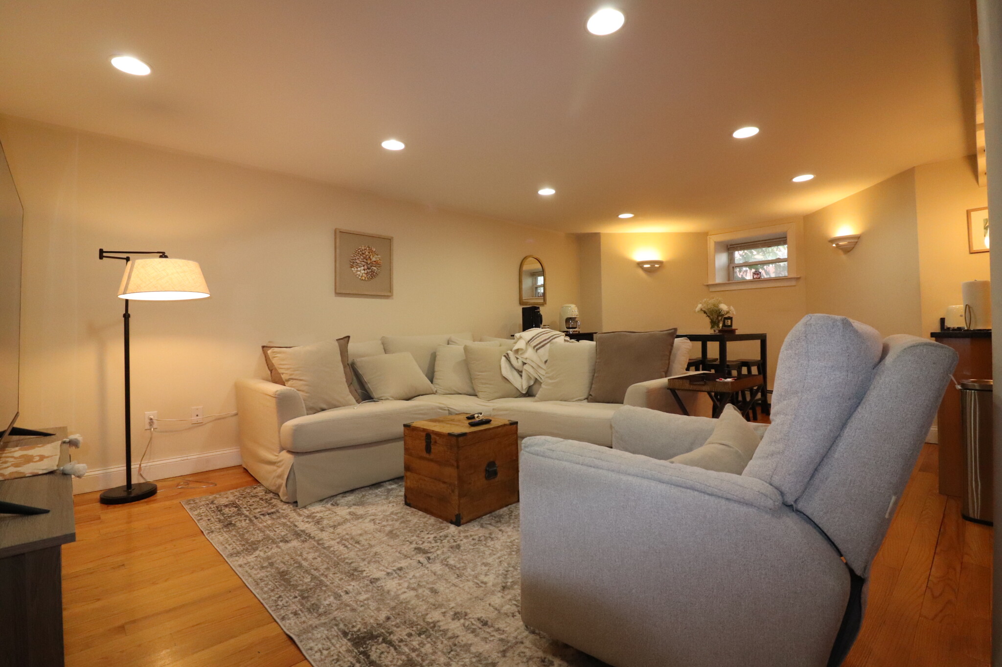 2 bed, 1 bath apartment for rent at 1288 Commonwealth Ave Unit A, Allston — photo 2 of 12