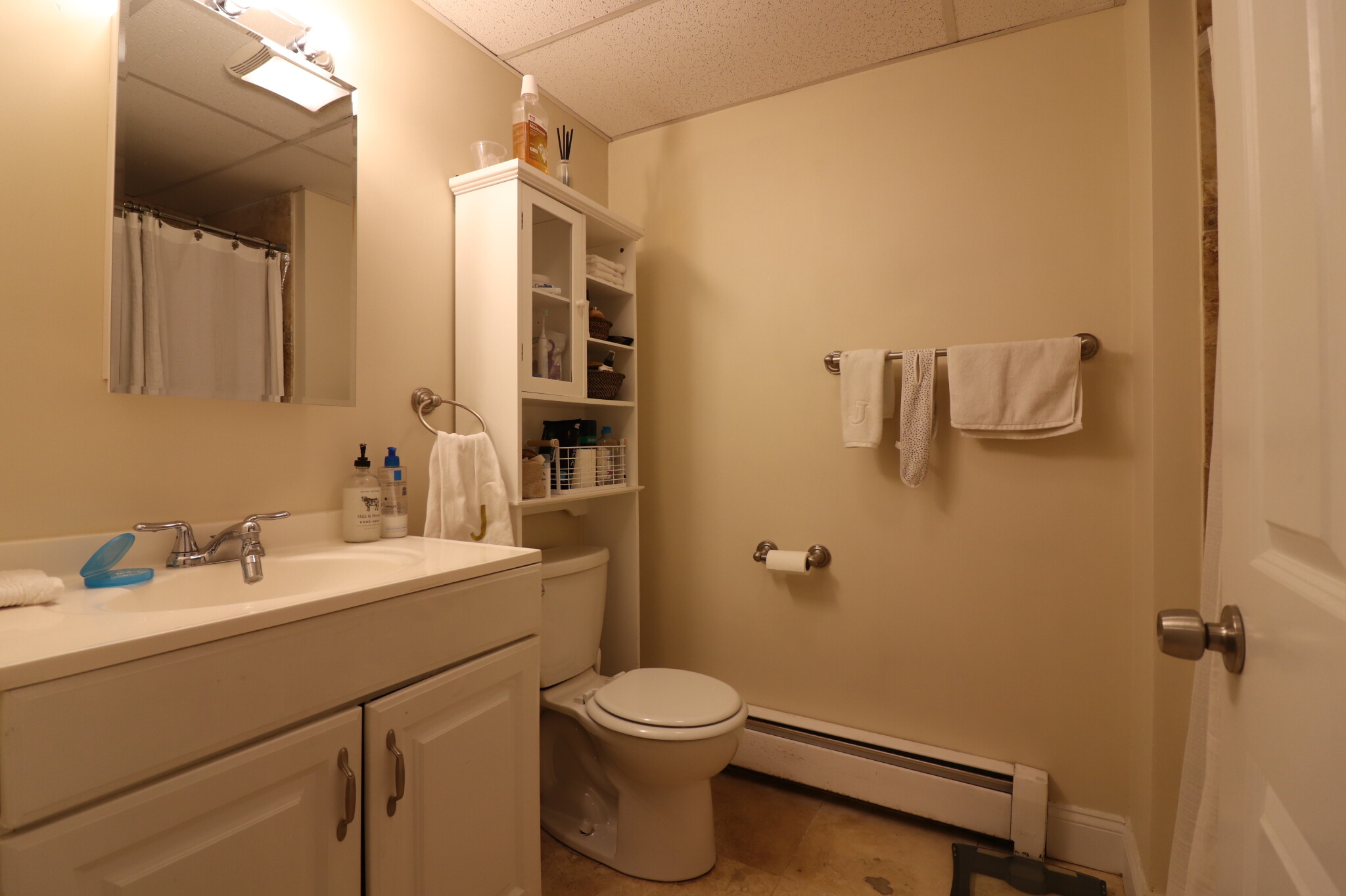 2 bed, 1 bath apartment for rent at 1288 Commonwealth Ave Unit A, Allston — photo 11 of 12
