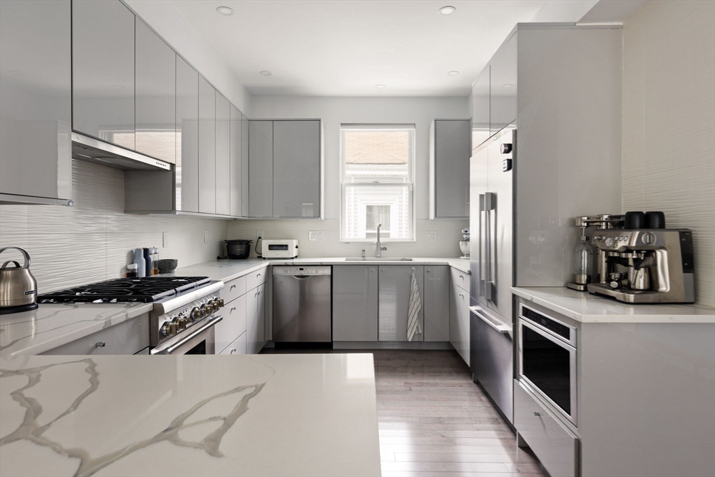 37 Claremon St, Davis Square