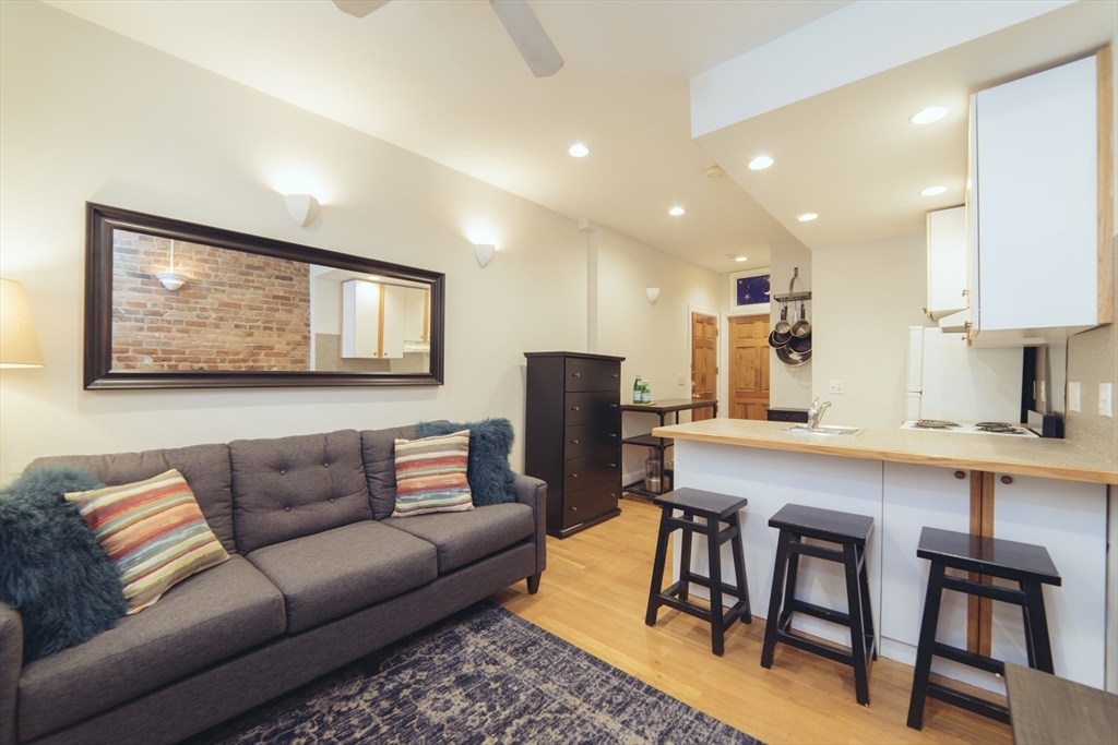 33 Irving, Beacon Hill