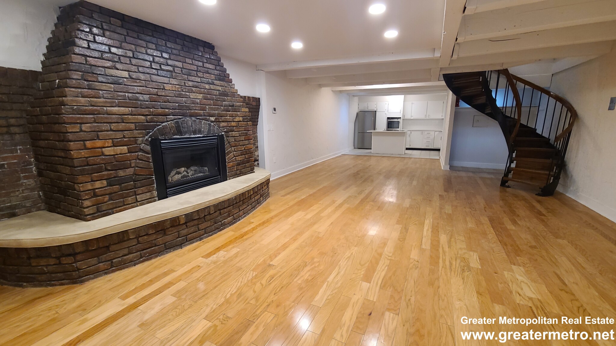 4 bed, 2 bath apartment for rent at 129 Fulton St Unit 1, North End — photo 1 of 25