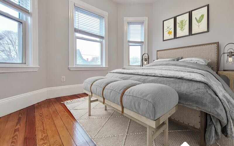 3 bed, 1 bath apartment for rent at 72 Myrtle St Unit 2, Malden — photo 3 of 8