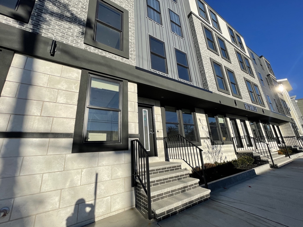 60 Shirley Ave, Revere