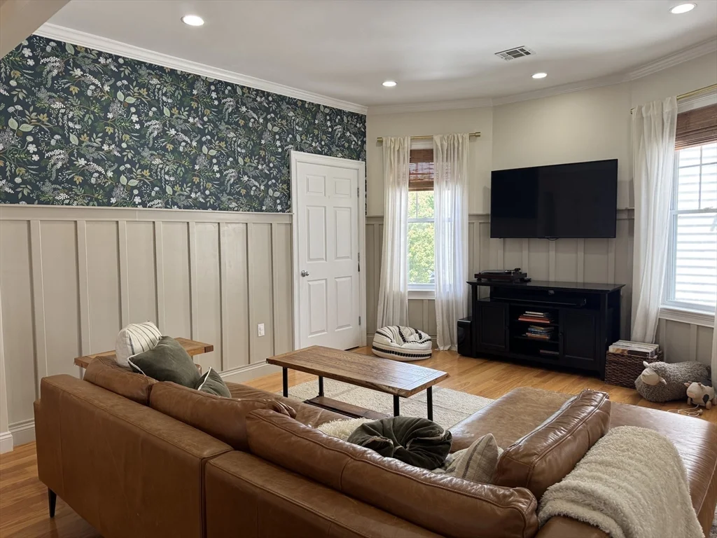 4 Maryland St, Dorchester
