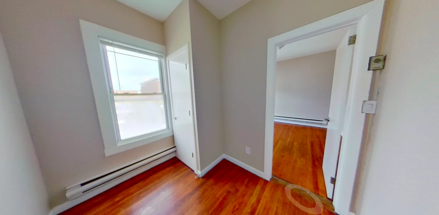 121 George St, Roxbury