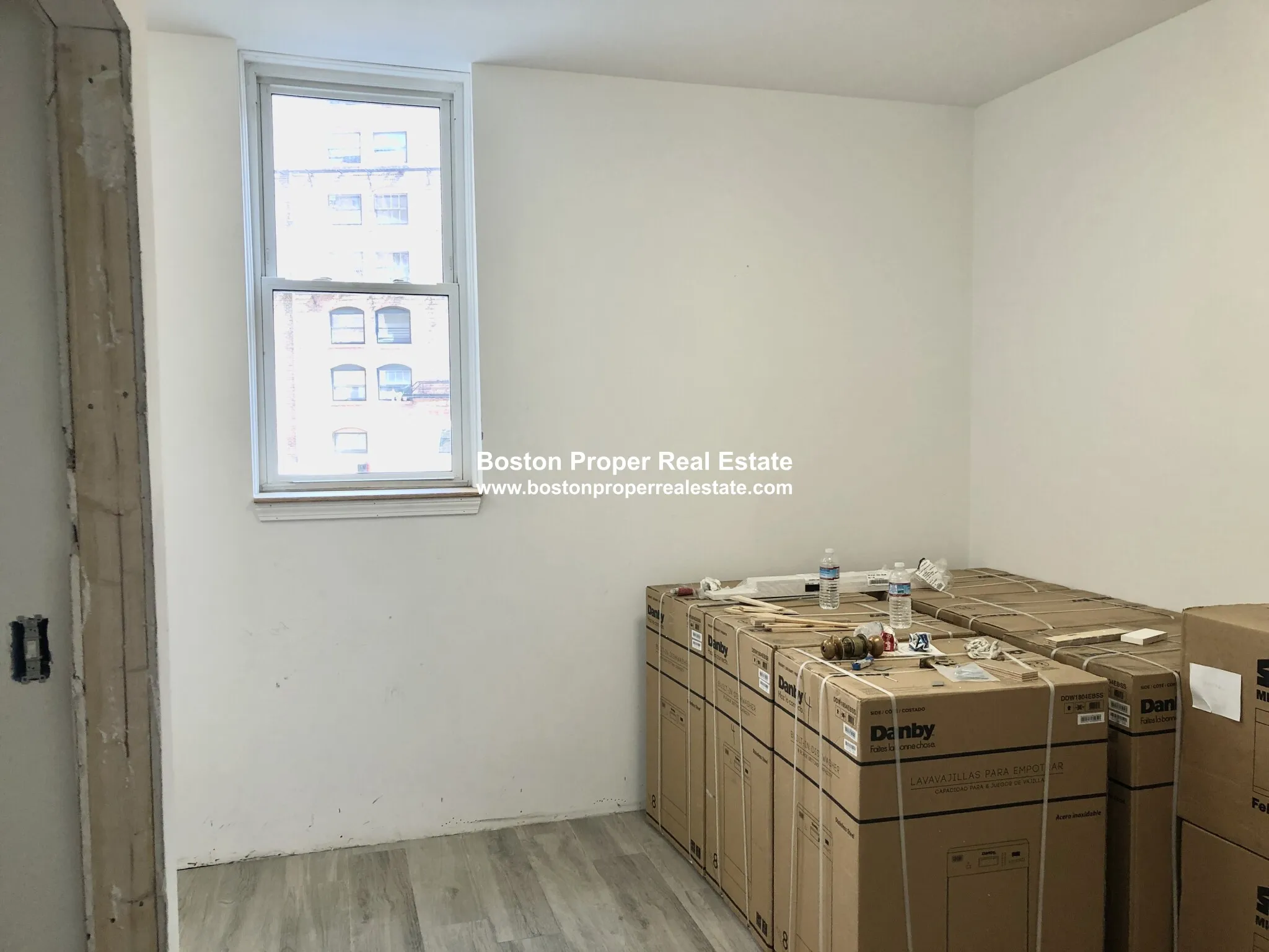 64 Charlesgate East, Fenway