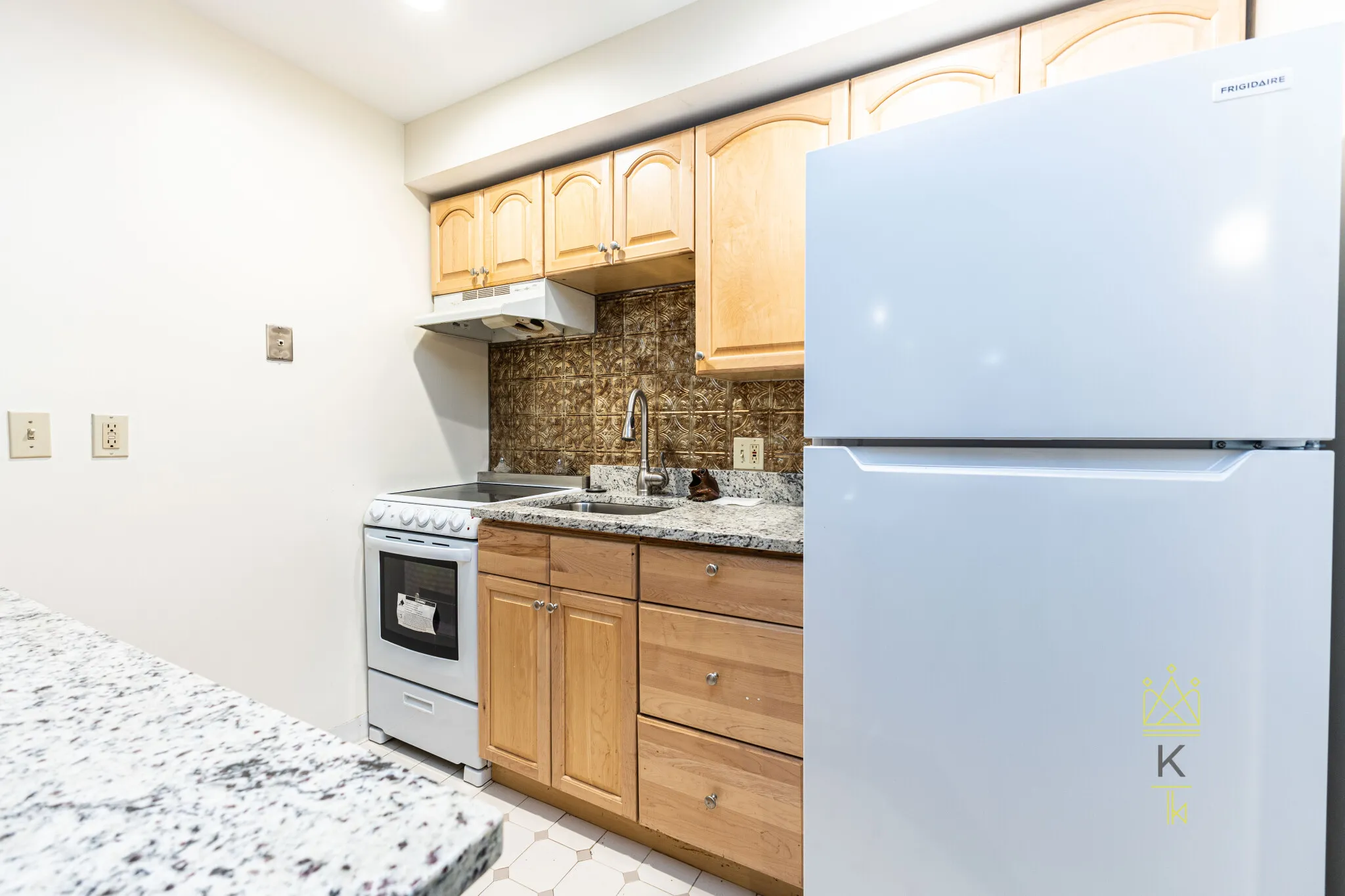 1100 Beacon St, Brookline