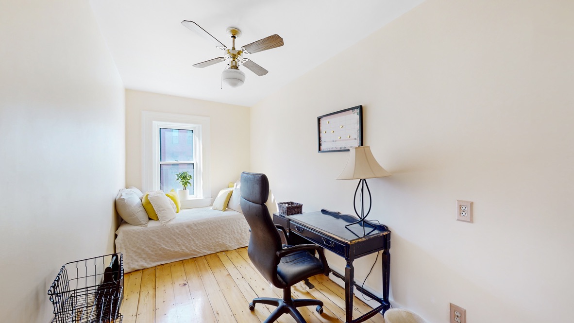 1.5 bed, 1 bath apartment for rent at 2 Durham St Unit PH, Back Bay — photo 7 of 9