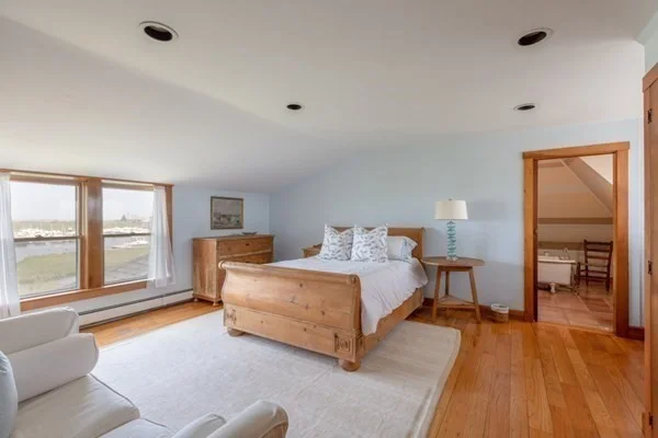 46 Tennessee Ave, Madaket