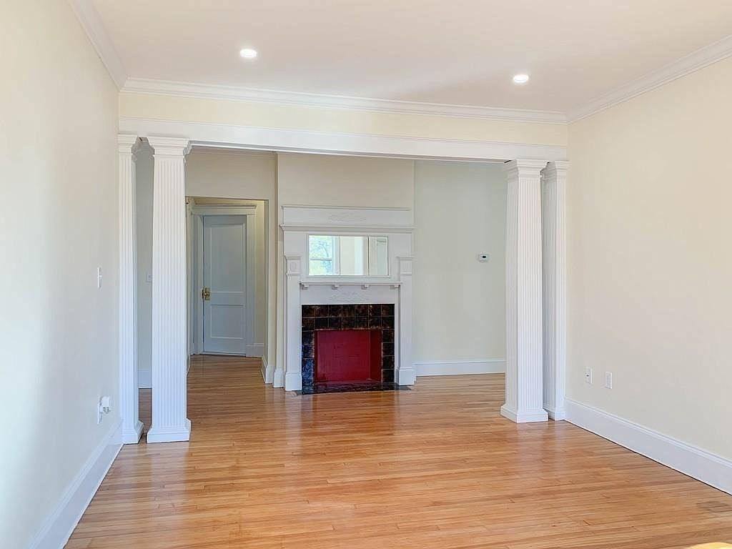 797 Washington, Brookline