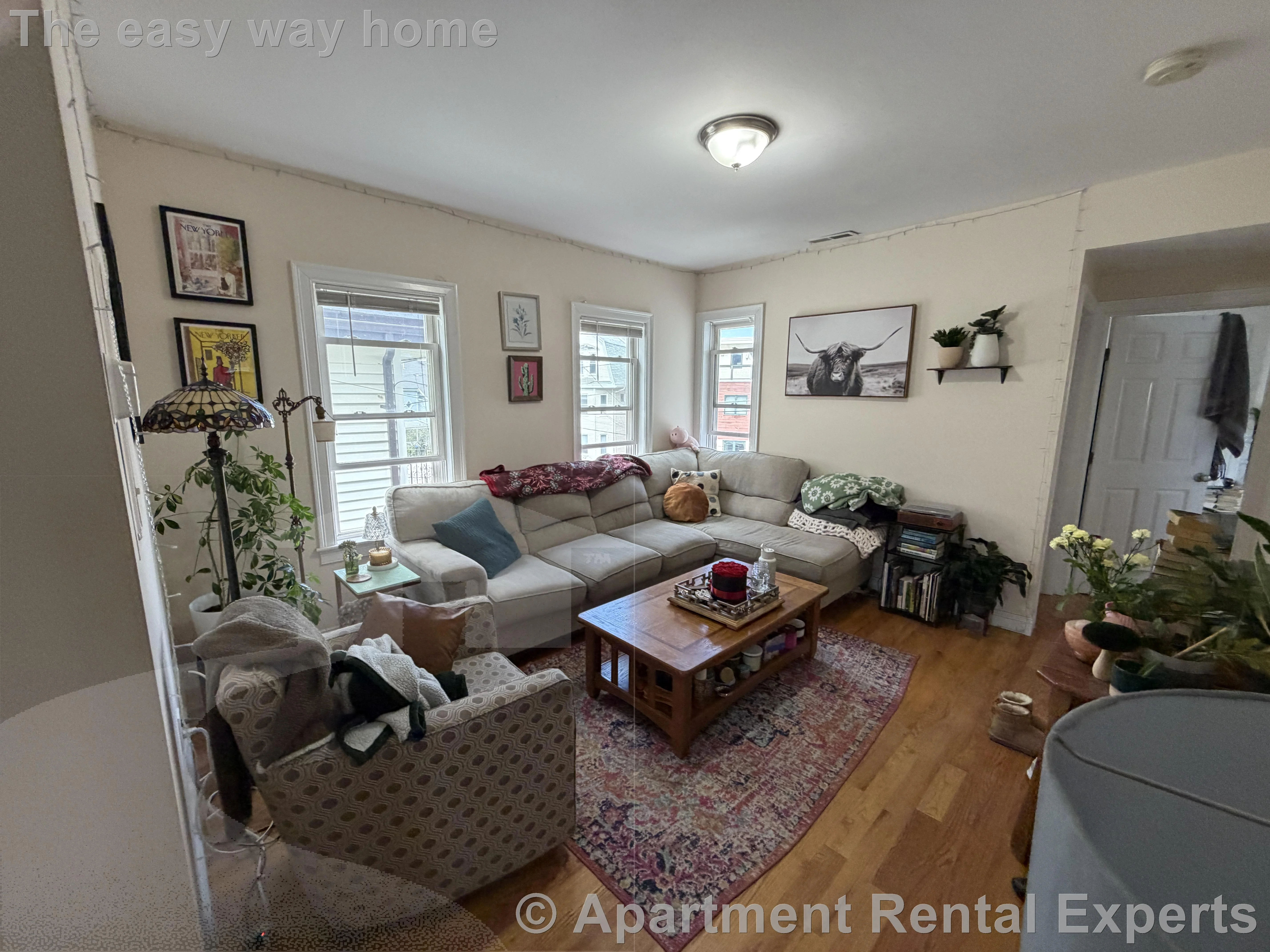 537 Main St, Magoun Square
