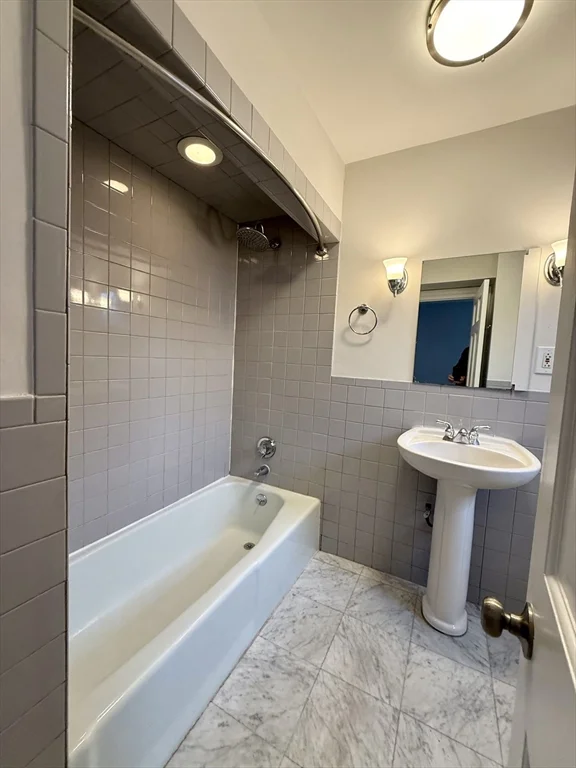 550 Tremont St, South End