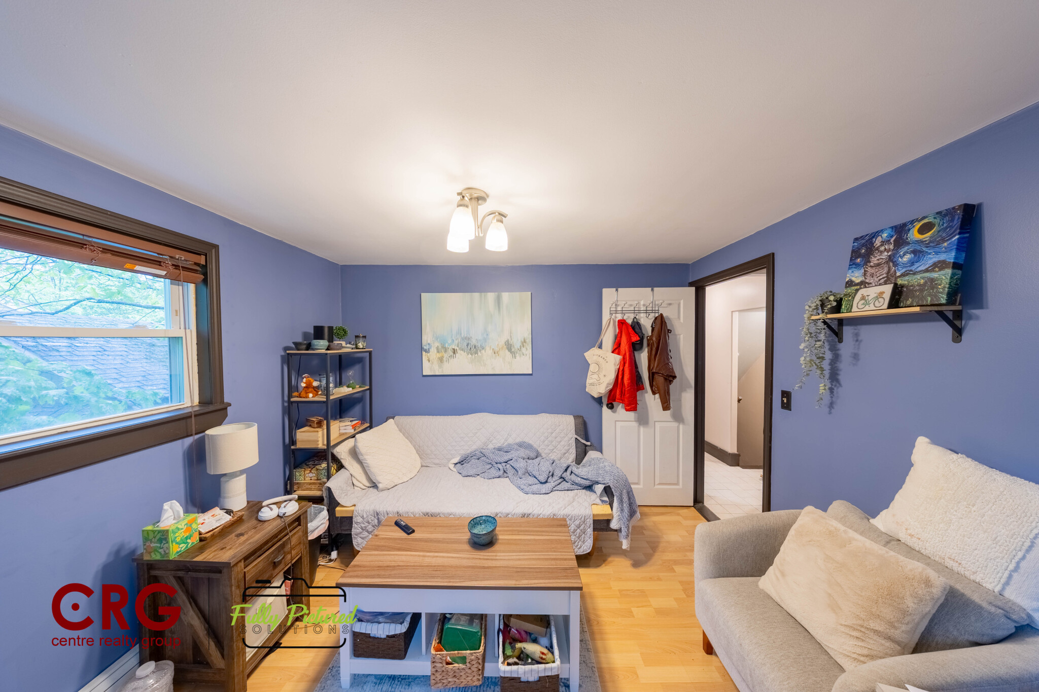 11 Beecher Ter, Thompsonville