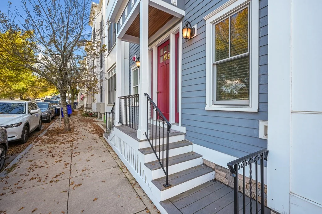 3 M St, South Boston