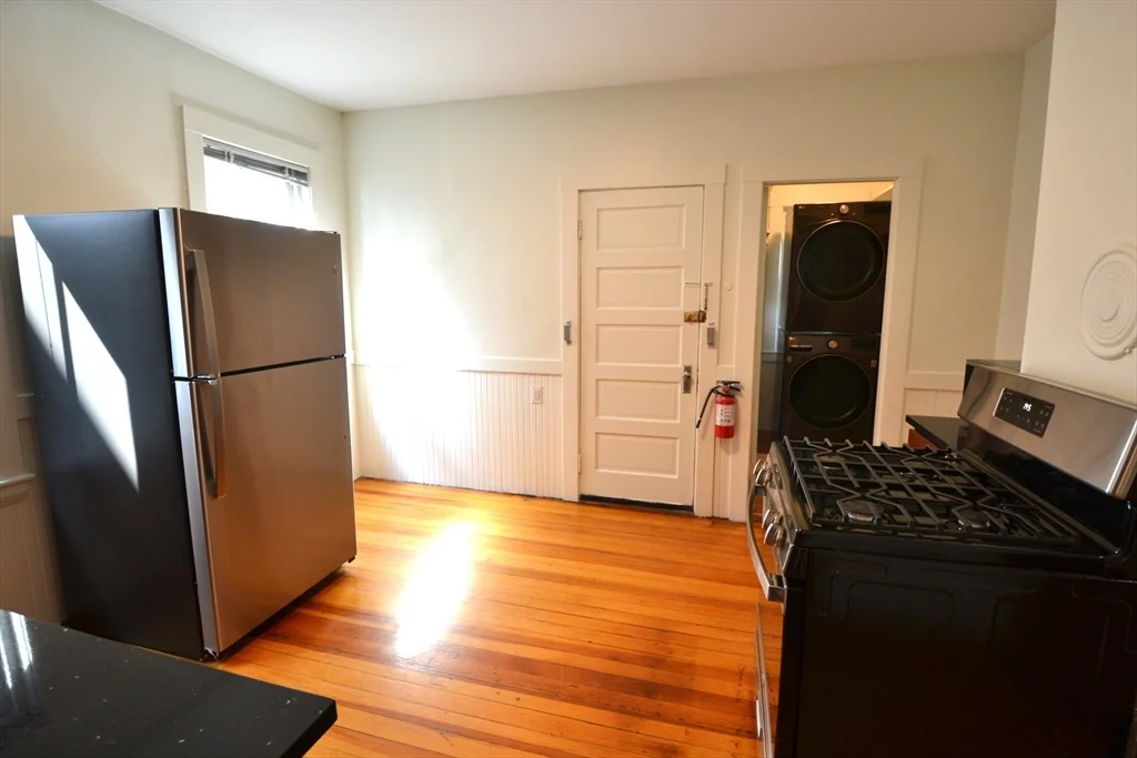 82 Montebello Rd, Jamaica Plain