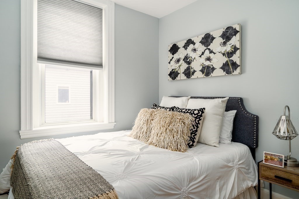 114 Brook St, Central Village