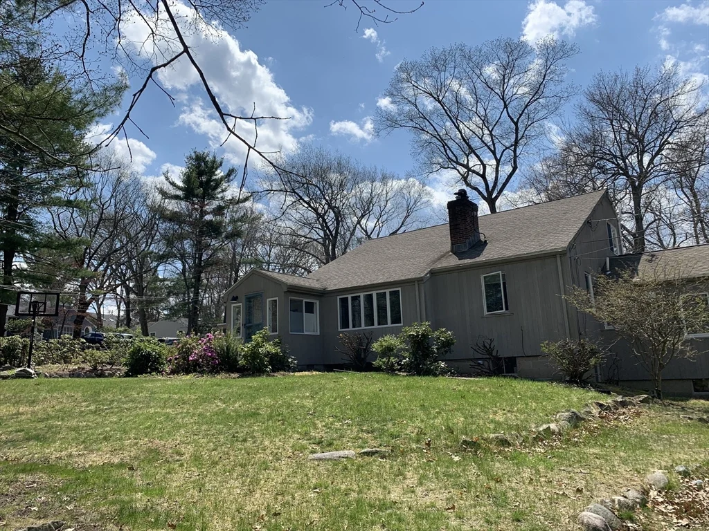 1 Balfour St, Lexington