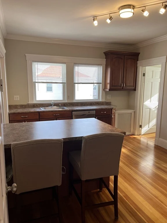 331 Atlantic St, Wollaston