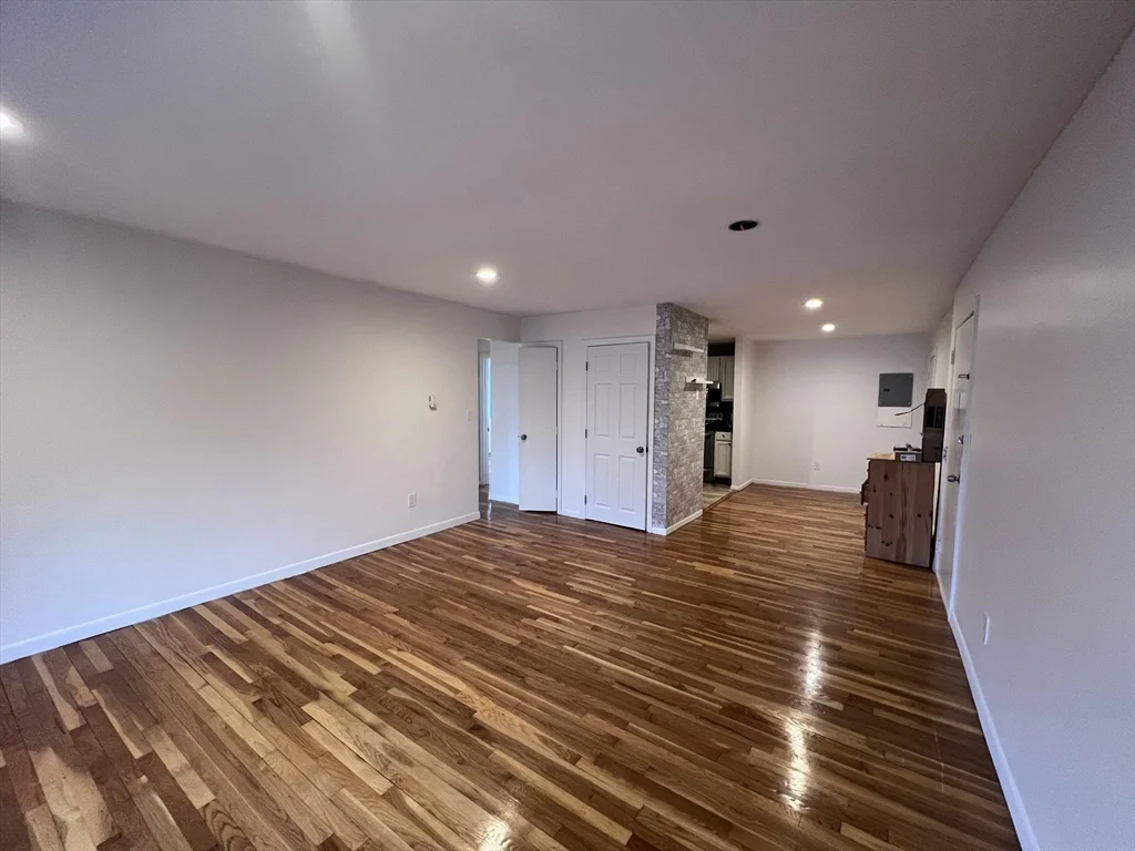 50 Seymour St, Roslindale