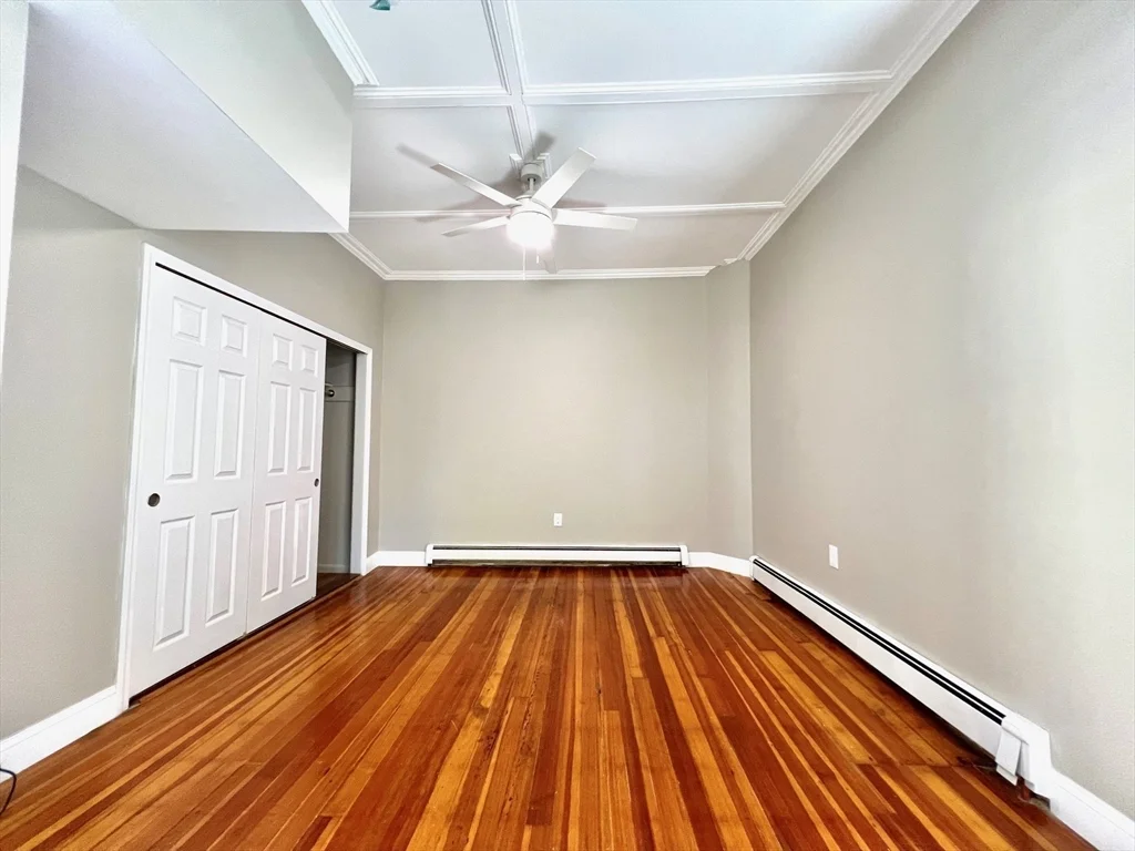 6 Holland St, Winchester
