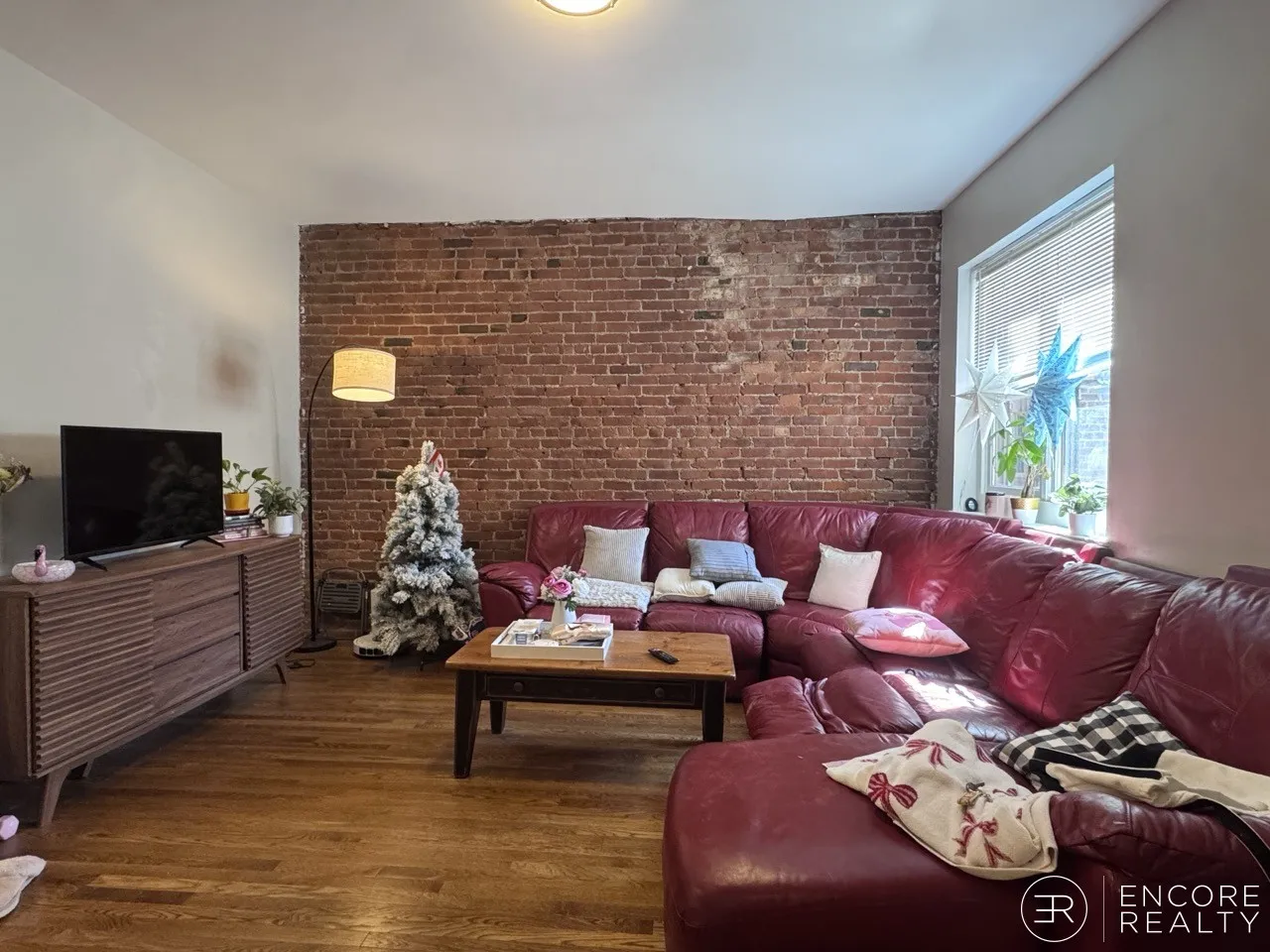15 Stearns Rd, Coolidge Corner