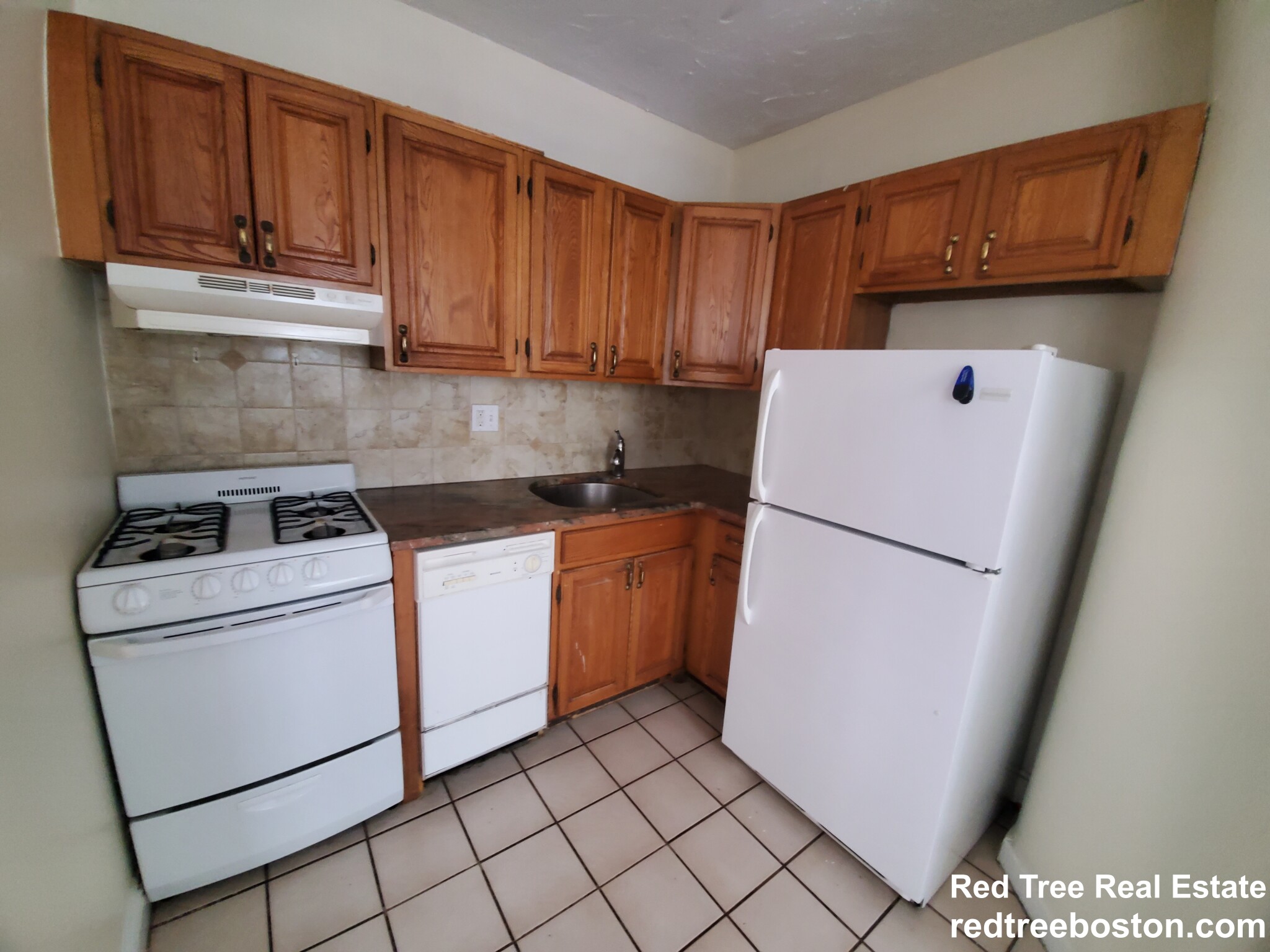 240 Kelton St, Allston