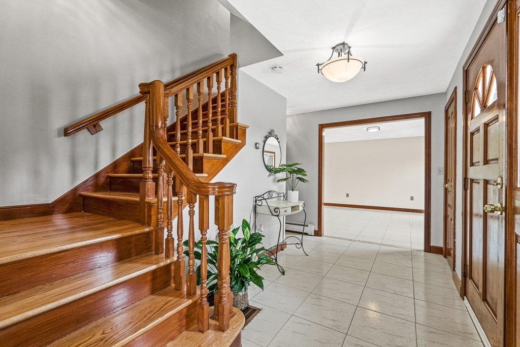 1 Via Marino, Medford