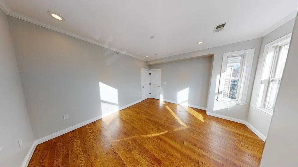 27 Chestnut Ave, Jamaica Plain