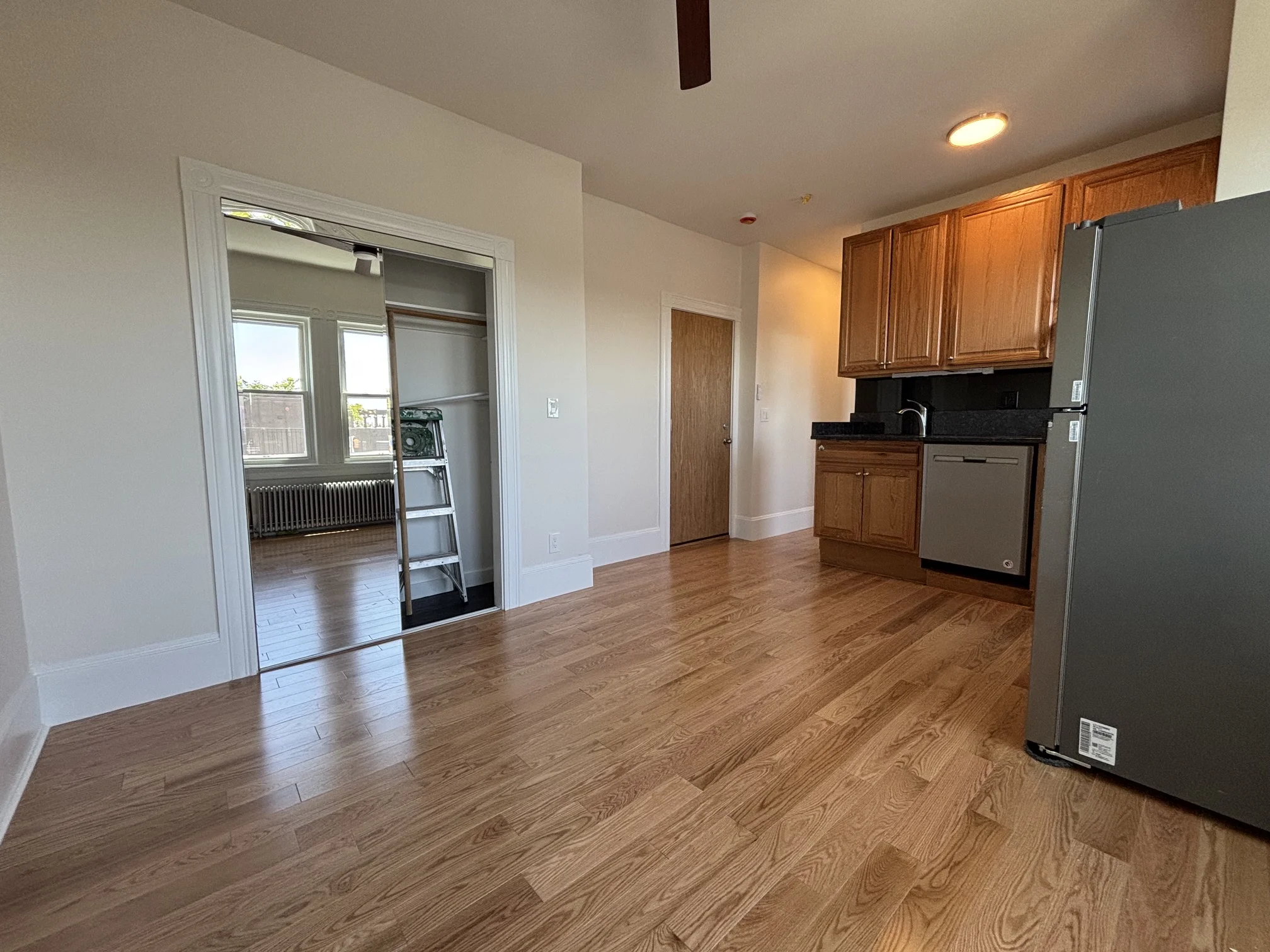 108 Myrtle St, Beacon Hill