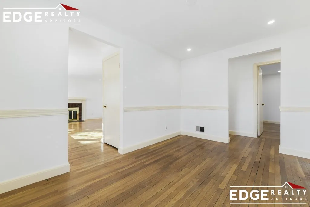 105 Hamilton Rd, Cedarwood