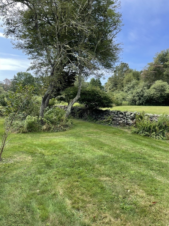 1720 Main Rd, Westport Point