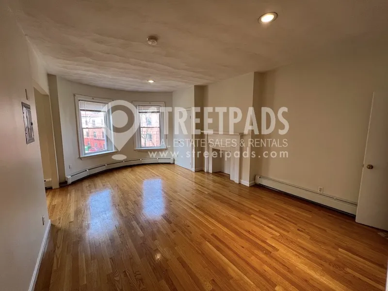 14 Wait St, Mission Hill