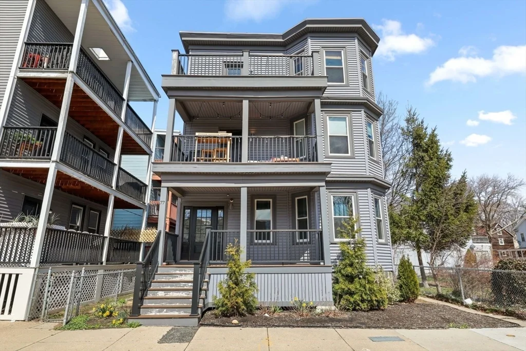 77 Torrey St, Dorchester