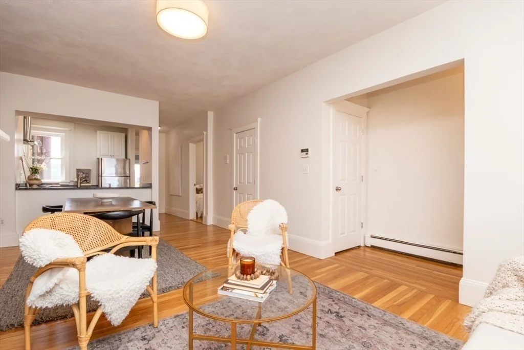 298A Bunker Hill St, Charlestown