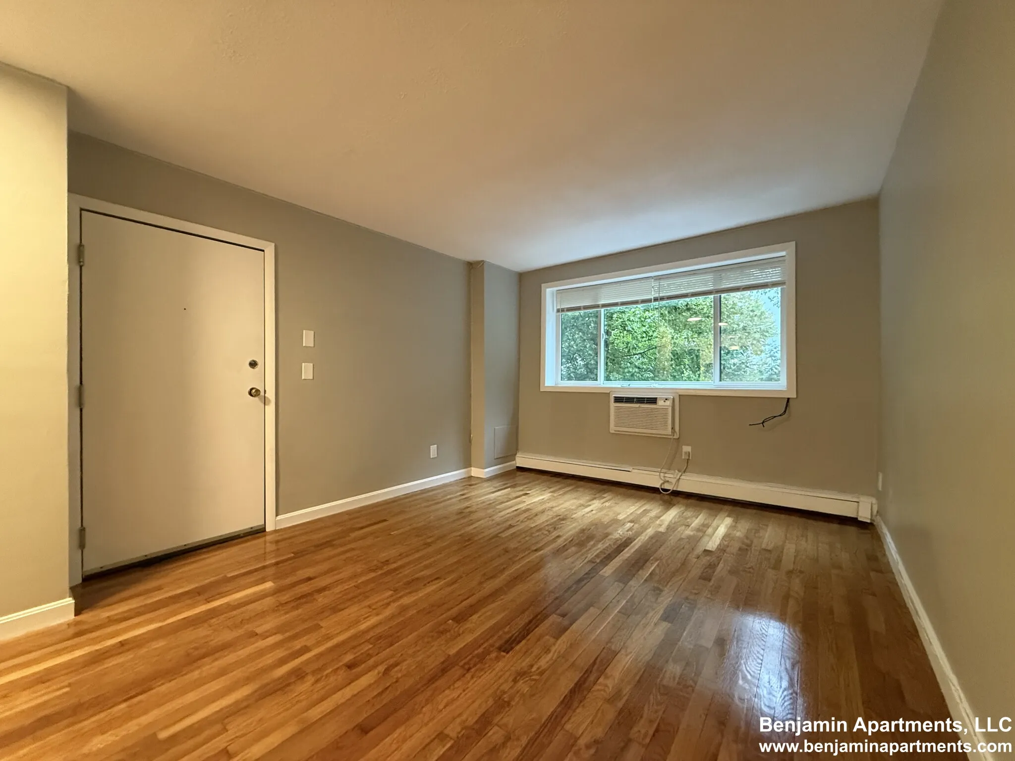 226 Parker Hill Ave, Mission Hill