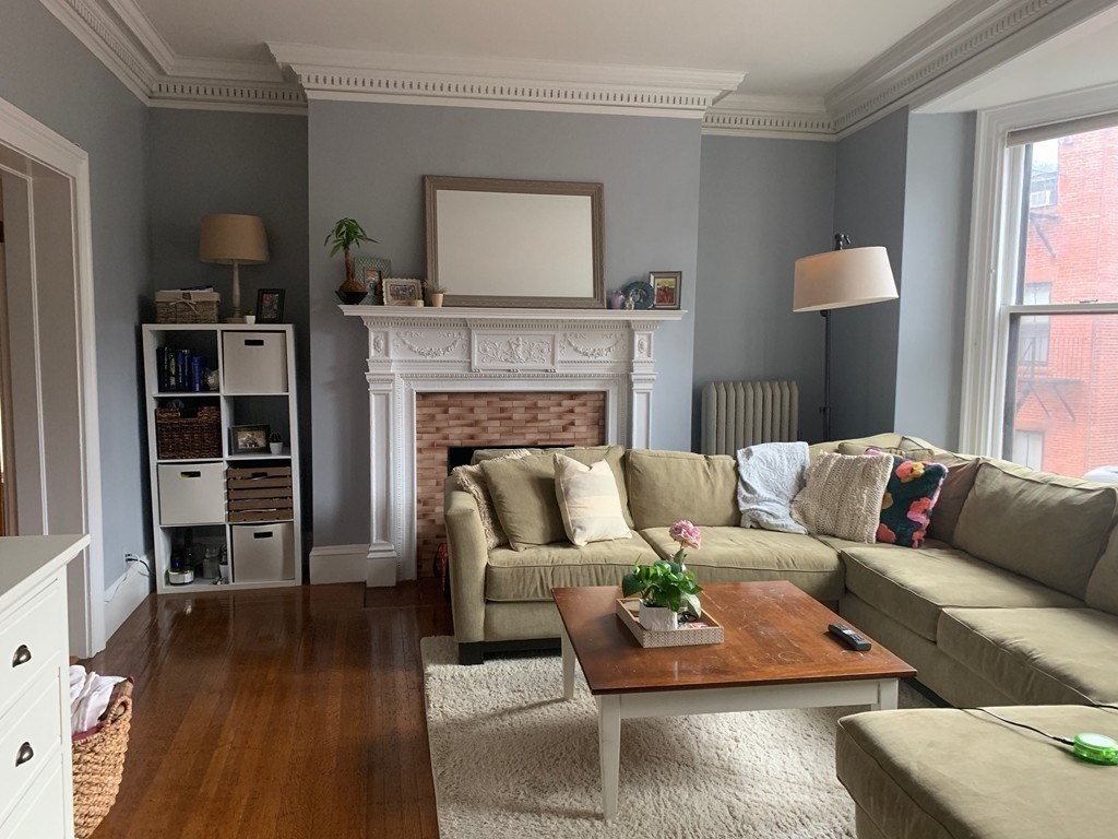 373 Commonwealth Ave, Back Bay