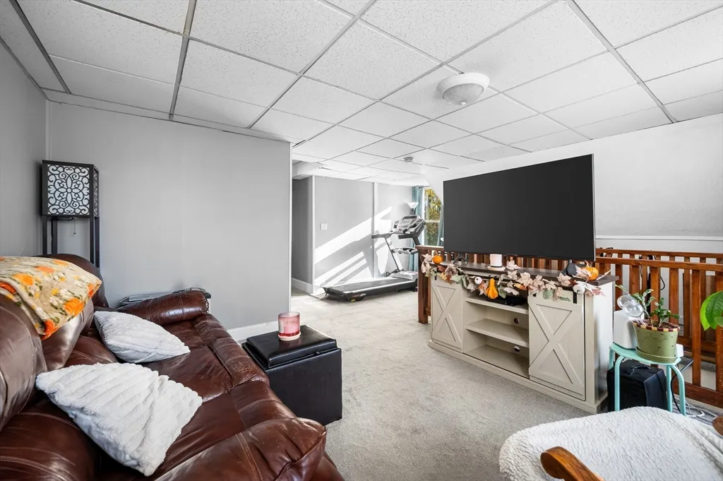 7 Leonard St, Milford