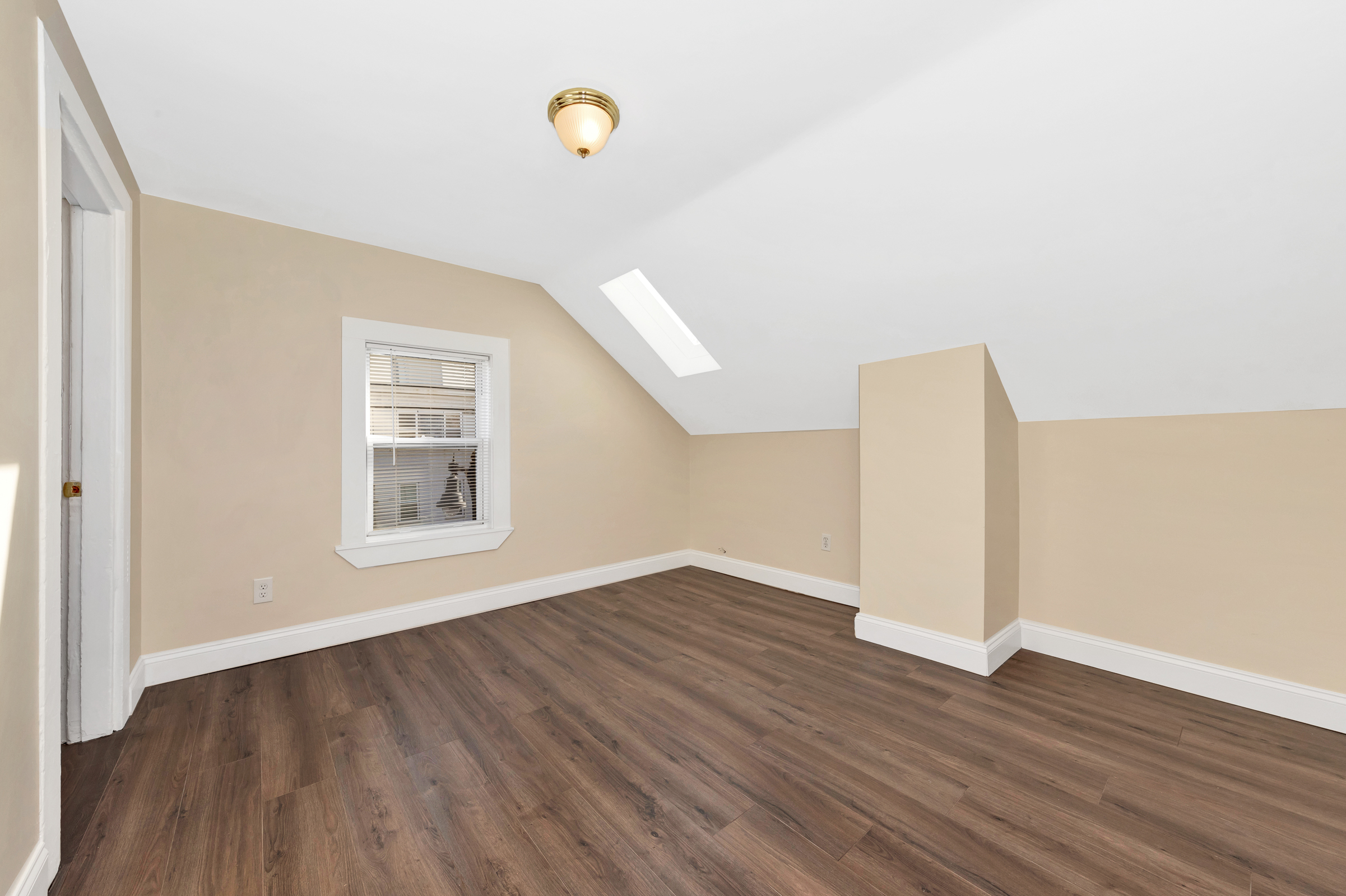 13 Boston St, South Boston