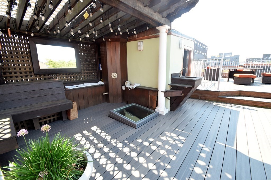 3 bed, 1 bath apartment for rent at 13 Worcester St Unit PH4, South End — photo 13 of 13