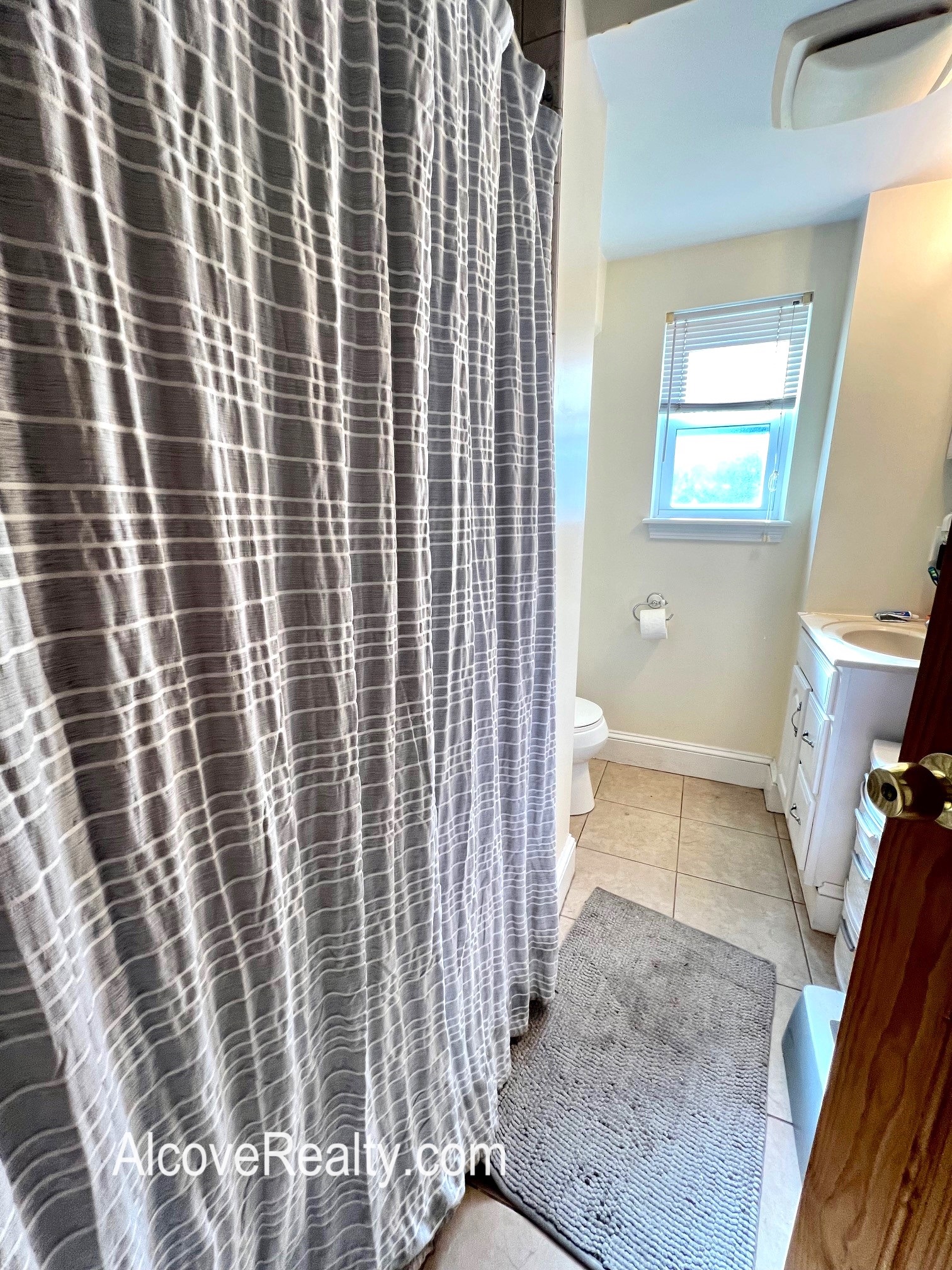 28 Cherry St, Spring Hill