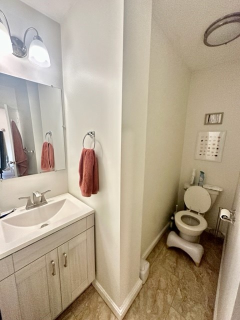 2 bed, 1 bath apartment for rent at 28 Fleet Unit 34F, North End — photo 11 of 12