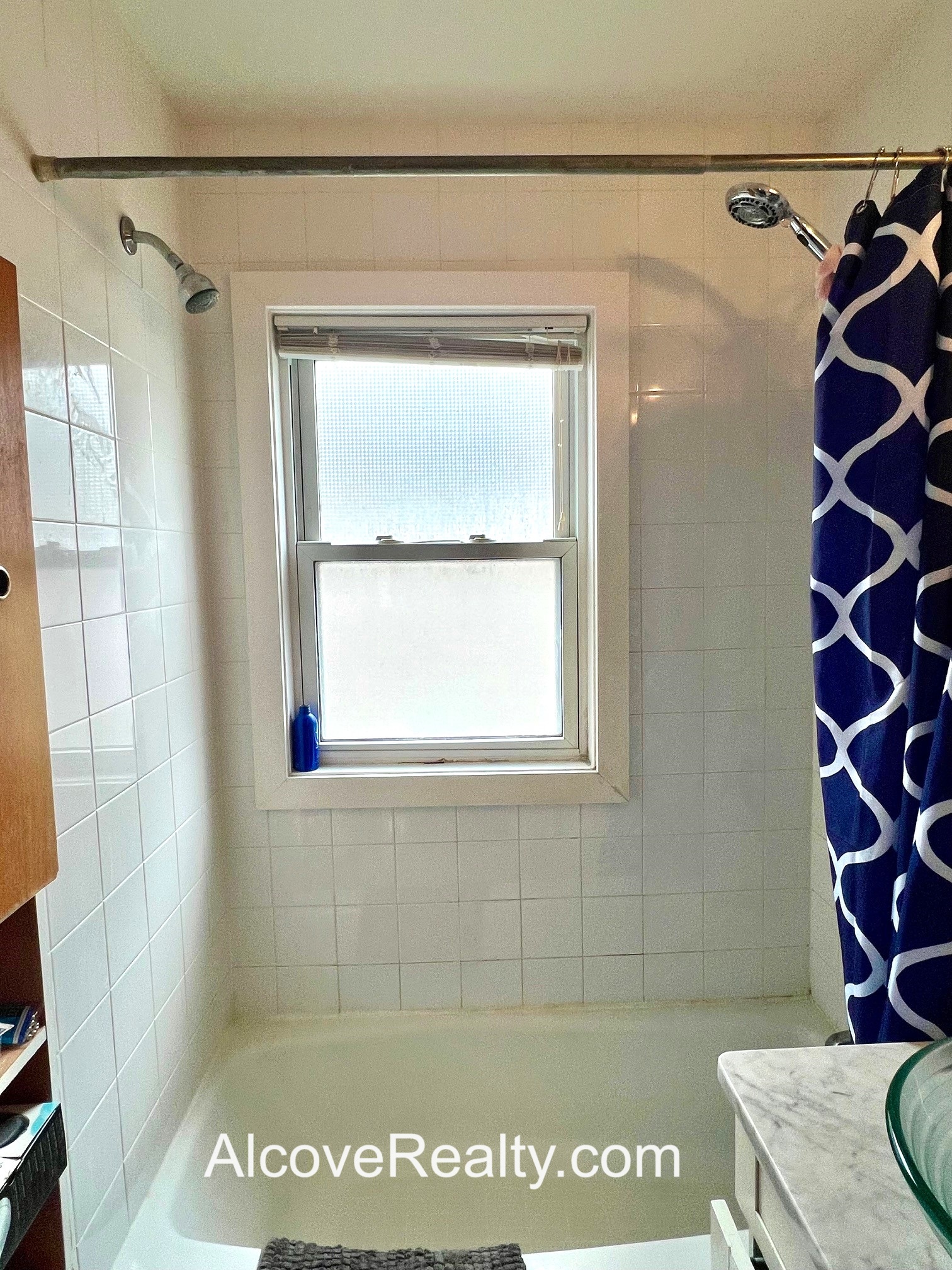 3 bed, 1 bath apartment for rent at 68 Endicott Ave Unit 1, Teele Square — photo 14 of 18