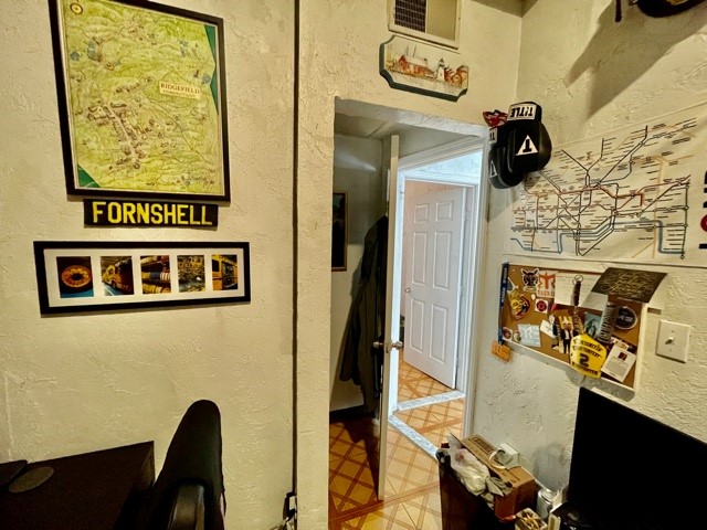 2.5 bed, 1 bath apartment for rent at 223 Endicott St Unit 4, North End — photo 13 of 16