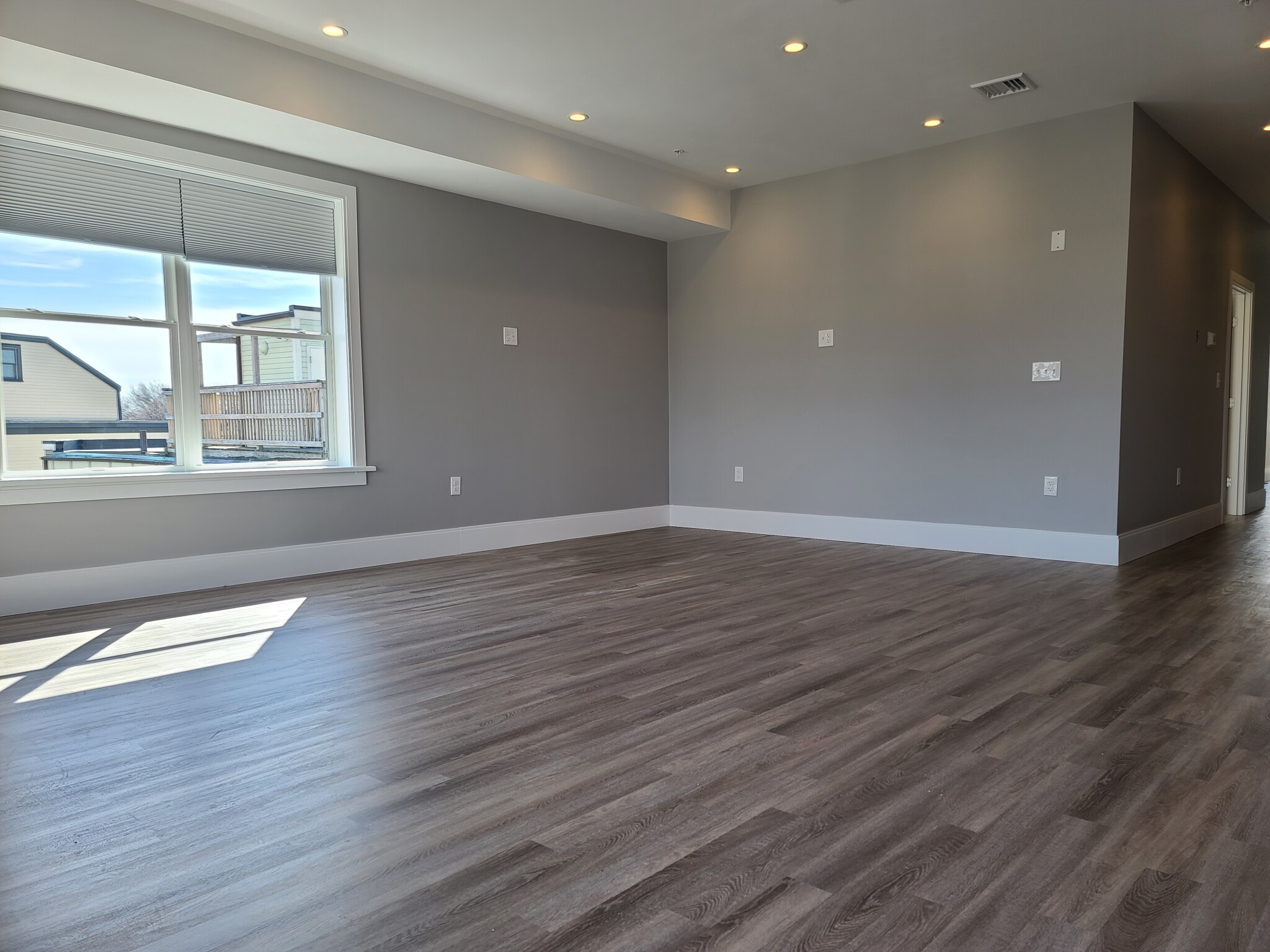 3 bed, 2 bath apartment for rent at 27 Vinton St Unit 3, South Boston — photo 13 of 33