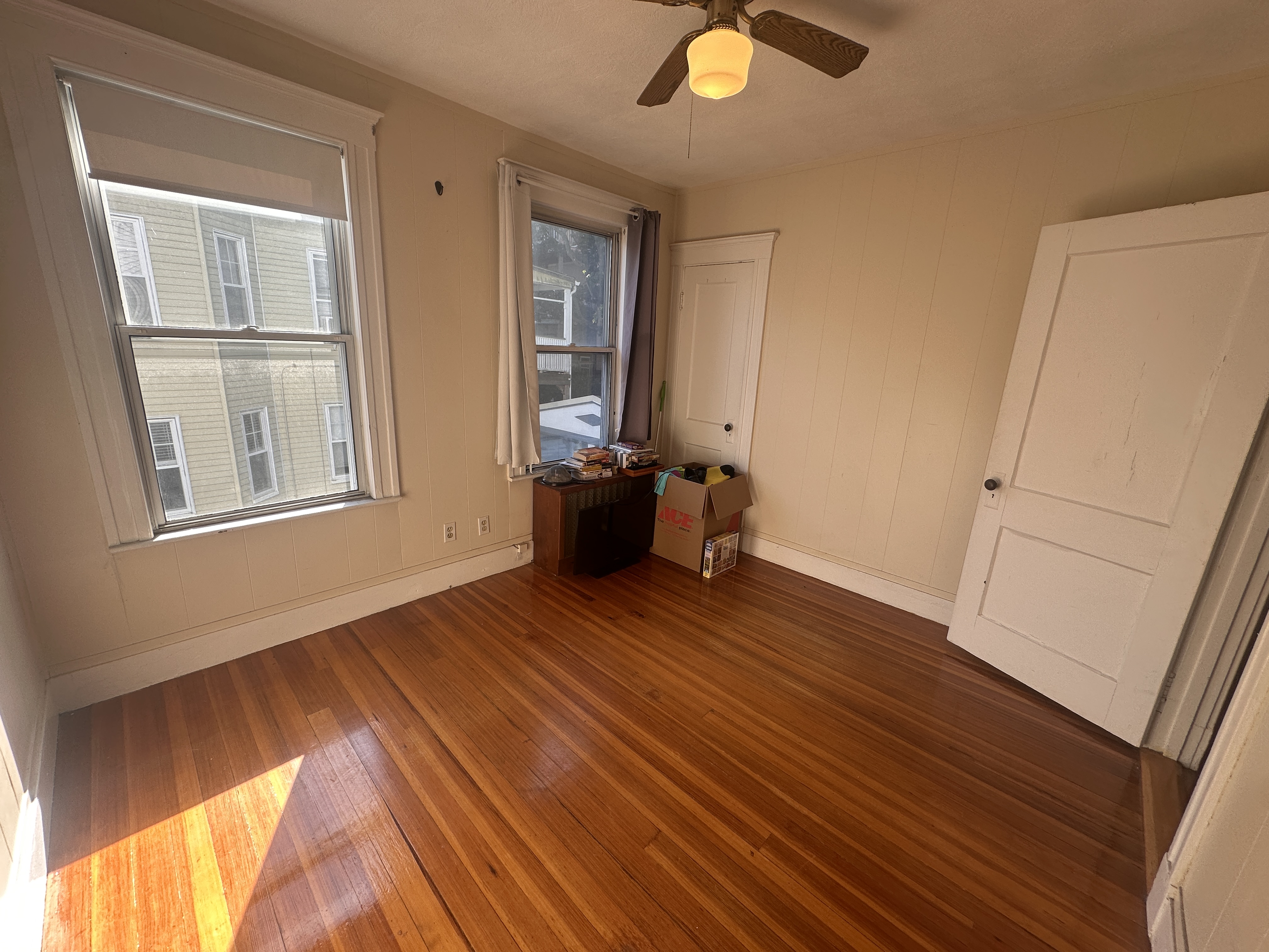 2 bed, 1 bath apartment for rent at 39 Magnus Ave Unit 2T, Ward Two — photo 20 of 24