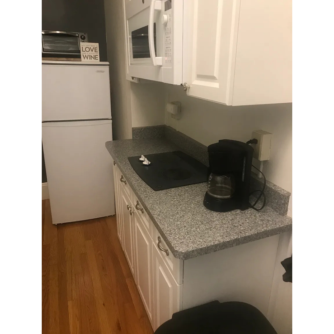 8 Garrison St, Back Bay