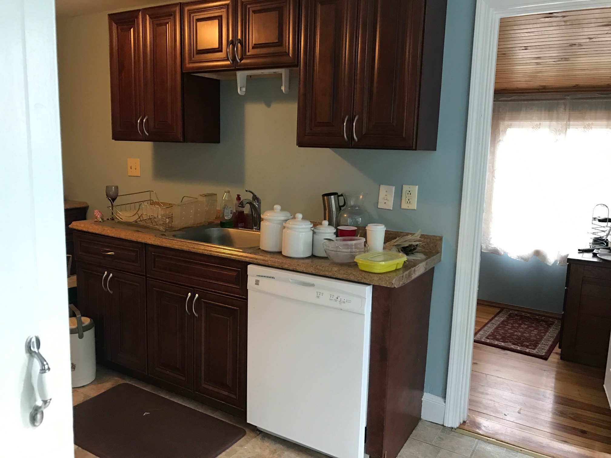 3 bed, 1 bath apartment for rent at 30 Mason St Unit 1, Salem — photo 13 of 15